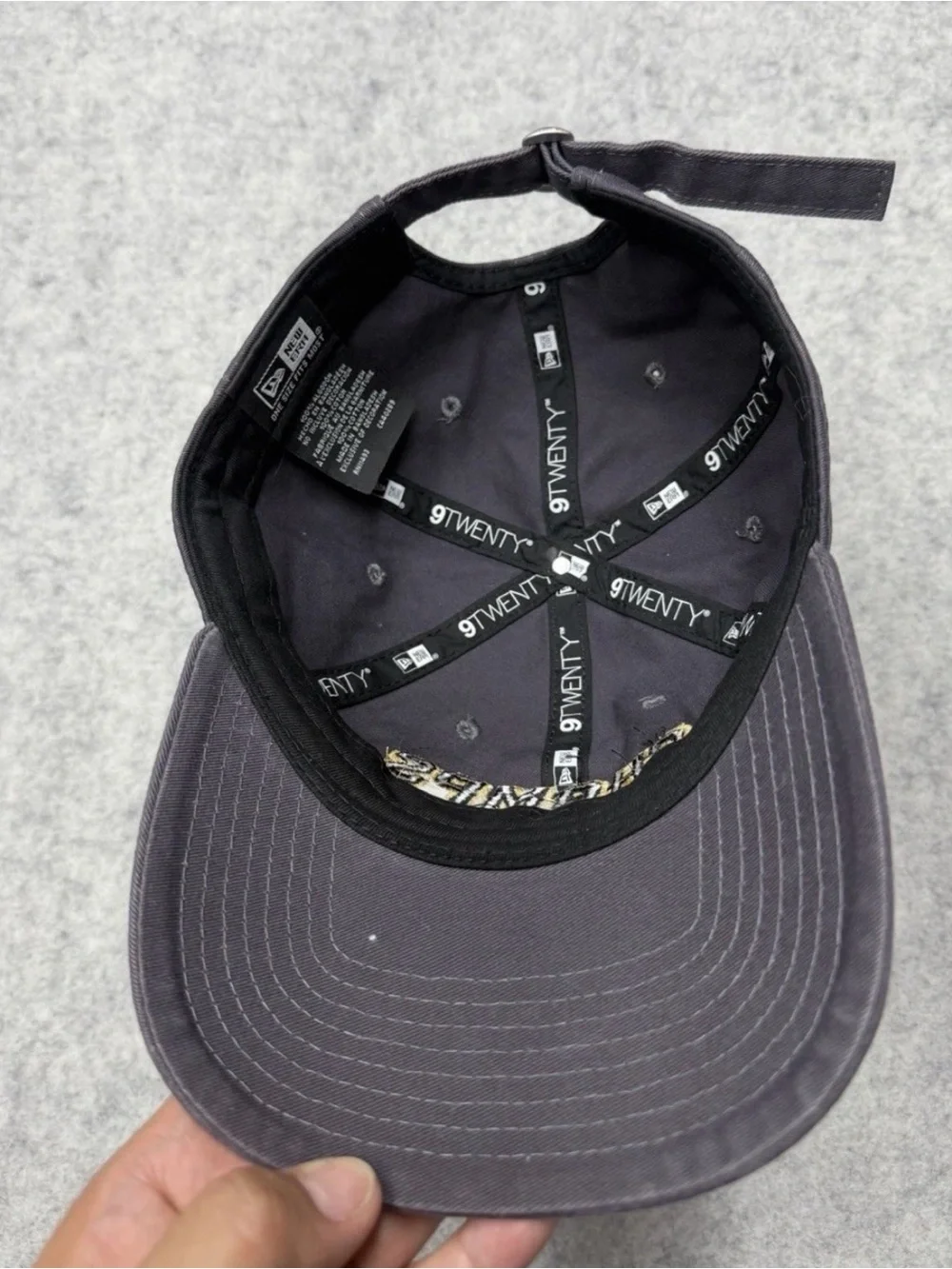New Era 9TWENTY Los Angeles Dodgers World Series Champs Hat Dark Grey Strapback